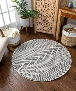 Well Woven Cruce Tribal Moroccan Geometric Grey Kilim-Style Rug 36 Well Woven Cruce Tribal Moroccan Geometric Grey Kilim-Style Rug