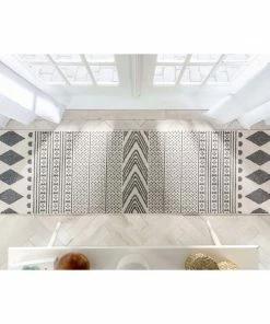 Well Woven Cruce Tribal Moroccan Geometric Grey Kilim-Style Rug 32 Well Woven Cruce Tribal Moroccan Geometric Grey Kilim-Style Rug