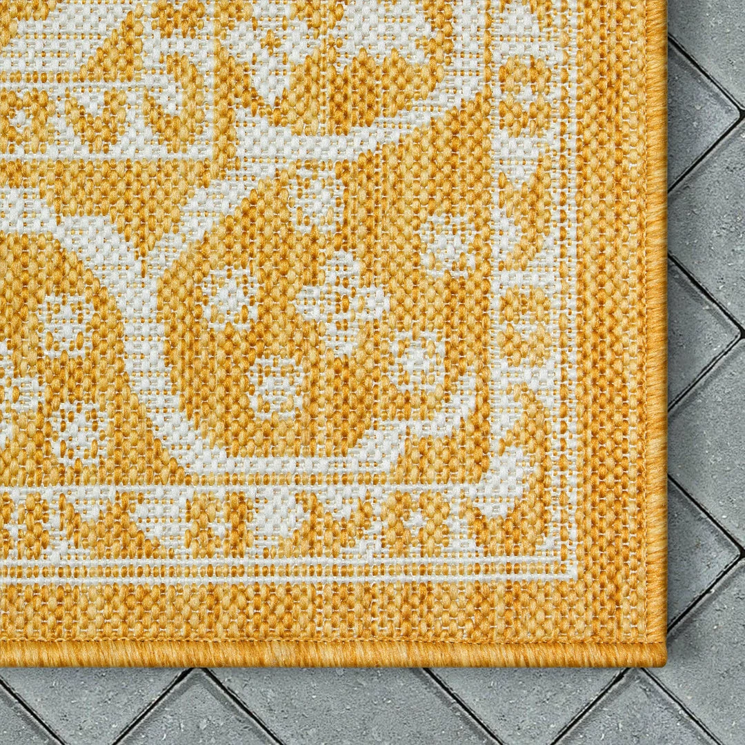 Well Woven Celesine Oriental Medallion Indoor/Outdoor Yellow Flat-Weave Rug 4 Well Woven Celesine Oriental Medallion Indoor/Outdoor Yellow Flat-Weave Rug