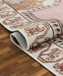 Well Woven Cartago Machine Washable Vintage Medallion Persian Blush Flat-Weave Distressed 5'3" X 7'3" Rug 18 Well Woven Cartago Machine Washable Vintage Medallion Persian Blush Flat-Weave Distressed 5'3