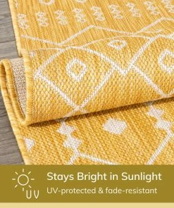 Well Woven Nord Moroccan Tribal Indoor Outdoor Yellow Flatweave Rug