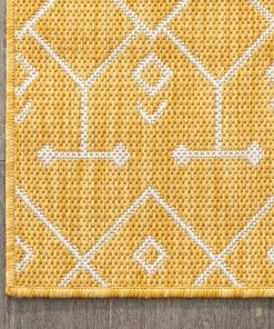 Well Woven Nord Moroccan Tribal Indoor Outdoor Yellow Flatweave Rug