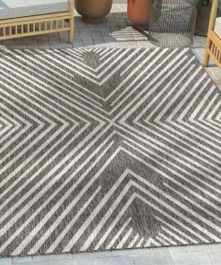 Well Woven Kesia Modern Striped Black Indoor/Outdoor Rug