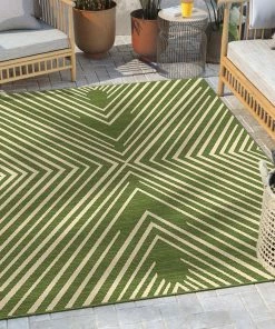 Well Woven Kesia Modern Stripes Indoor/Outdoor Green Flat-Weave Rug