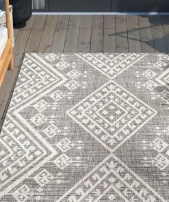 Well Woven Cascade Tribal Diamond Black Indoor/Outdoor Rug