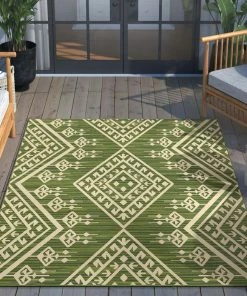 Well Woven Cascade Tribal Diamond Pattern Indoor/Outdoor Green Flat-Weave Rug