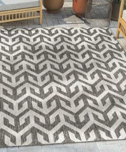 Well Woven Atlantis Modern Geometric Black Indoor/Outdoor Rug