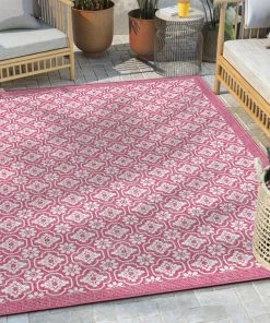 Well Woven Manola Tribal Indoor/Outdoor Fuschia Flat-Weave Rug