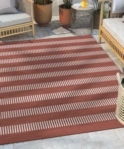 Well Woven Stria Modern Stripes Indoor/Outdoor Coral Flat-Weave Rug
