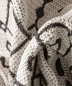 Well Woven Nord Moroccan Tribal Indoor Outdoor Ivory Flatweave Rug