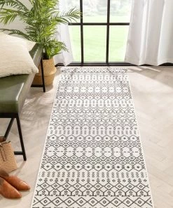 Well Woven Nord Moroccan Tribal Indoor Outdoor Ivory Flatweave Rug