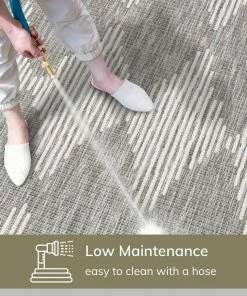 Well Woven Kai Modern Chevron Pattern Grey Flat-Weave Indoor/Outdoor Rug