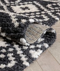 Well Woven Nokomis Tribal Diamond Lattice Pattern Grey High-Low Textured Pile Rug 20 Well Woven Nokomis Tribal Diamond Lattice Pattern Grey High-Low Textured Pile Rug