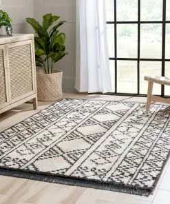 Well Woven Global Tallulah Tribal Diamond Lattice Pattern Grey High-Low Textured Pile Rug