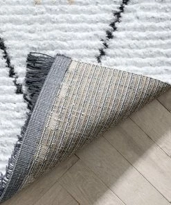 Well Woven Soyala Tribal Diamond Lattice Pattern Grey High-Low Textured Pile Rug Global