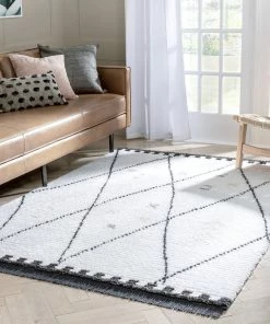 Well Woven Soyala Tribal Diamond Lattice Pattern Grey High-Low Textured Pile Rug Global