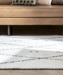 Well Woven Soyala Tribal Diamond Lattice Pattern Grey High-Low Textured Pile Rug Global