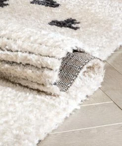 Well Woven Elu Tribal Geometric Pattern Grey High-Low Textured Pile Rug 16 Well Woven Elu Tribal Geometric Pattern Grey High-Low Textured Pile Rug