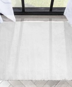 Well Woven Crest Modern Glam Faux Fur Plush White Shag Rug