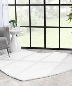 Well Woven Crest Modern Glam Faux Fur Plush White Shag Rug