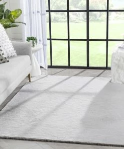 Well Woven Crest Modern Glam Faux Fur Plush White Shag Rug