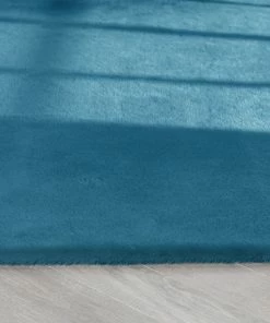 Well Woven Crest Modern Glam Faux Fur Plush Light Blue Shag Rug 40 Well Woven Crest Modern Glam Faux Fur Plush Light Blue Shag Rug