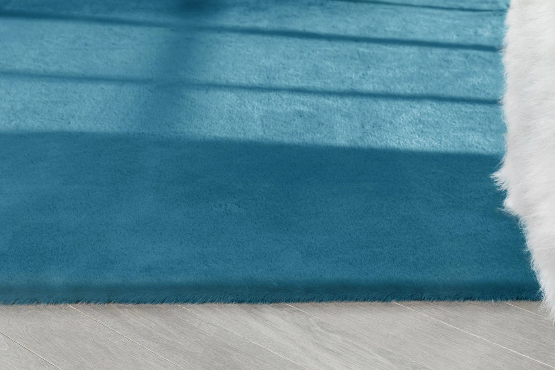 Well Woven Crest Modern Glam Faux Fur Plush Light Blue Shag Rug 7 Well Woven Crest Modern Glam Faux Fur Plush Light Blue Shag Rug