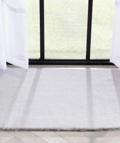 Well Woven Crest Modern Glam Faux Fur Plush Grey Shag Rug