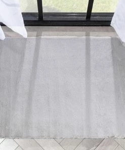 Well Woven Crest Modern Glam Faux Fur Plush Grey Shag Rug