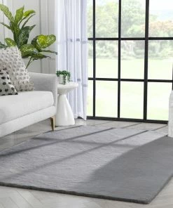 Well Woven Crest Modern Glam Faux Fur Plush Grey Shag Rug