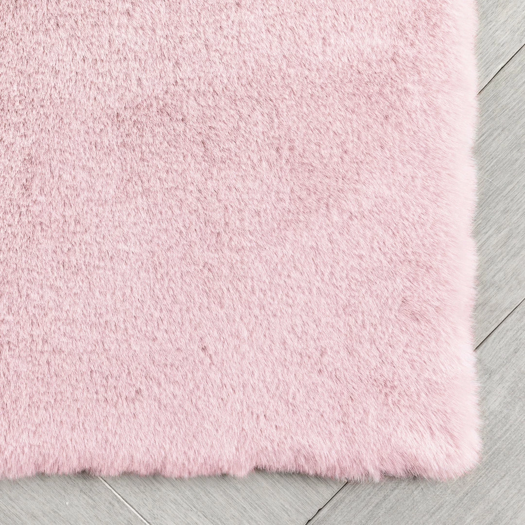 Well Woven Crest Modern Glam Faux Fur Plush Light Pink Shag Rug 8 Well Woven Crest Modern Glam Faux Fur Plush Light Pink Shag Rug
