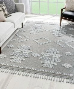 Well Woven Savannah Tribal Geometric Pattern Ivory High-Low Textured Rug