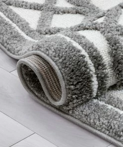 Well Woven Everly Tribal Trellis Diamond Pattern Ivory Grey High-Low Textured Rug