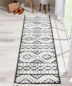 Well Woven Global Eliana Tribal Geometric Chevron Pattern Dark Grey White High-Low Textured Rug