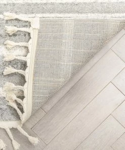 Well Woven Global Josie Nordic Medallion Stripes Ivory Rug