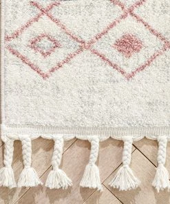 Well Woven Transistora Nordic Tribal Trellis Pattern Blush Rug Global 16 Well Woven Transistora Nordic Tribal Trellis Pattern Blush Rug Global