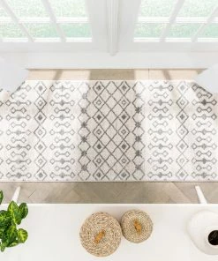 Well Woven Global Transistora Nordic Tribal Trellis Pattern Ivory Grey Rug 24 Well Woven Global Transistora Nordic Tribal Trellis Pattern Ivory Grey Rug