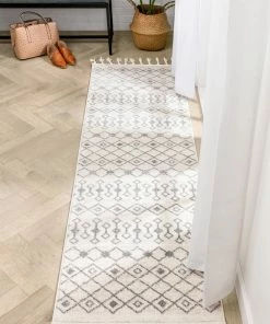 Well Woven Global Transistora Nordic Tribal Trellis Pattern Ivory Grey Rug 25 Well Woven Global Transistora Nordic Tribal Trellis Pattern Ivory Grey Rug
