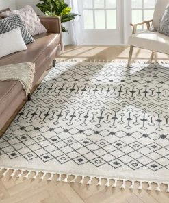 Well Woven Transistora Nordic Tribal Trellis Pattern Charcoal Ivory Rug