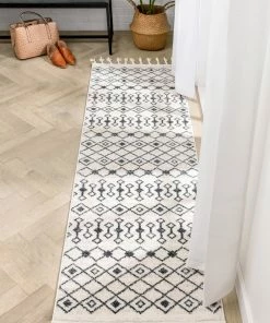 Well Woven Transistora Nordic Tribal Trellis Pattern Charcoal Ivory Rug 25 Well Woven Transistora Nordic Tribal Trellis Pattern Charcoal Ivory Rug