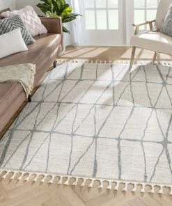 Well Woven Global Crisscross Nordic Geometric Pattern Ivory Rug