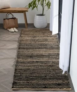 Well Woven Willow Jute Chevron Natural Black Hand-Woven Chunky-Textured Rug
