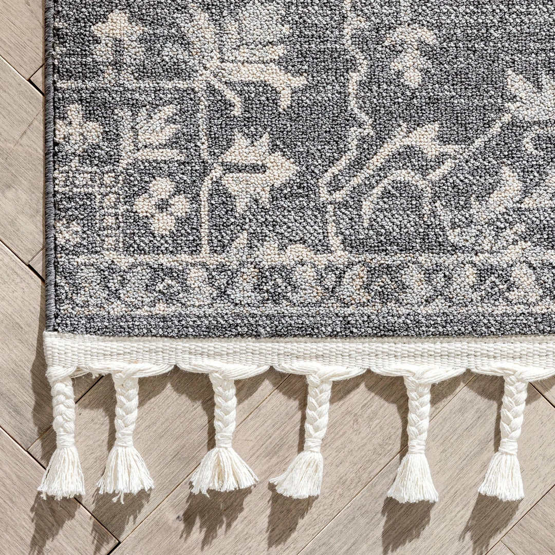 Well Woven Valentina Oriental Medallion Pattern Grey Kilim-Style Rug 4 Well Woven Valentina Oriental Medallion Pattern Grey Kilim-Style Rug