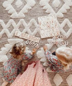 Well Woven Chiara Tribal Moroccan Beige High-Low Flat-Weave Rug